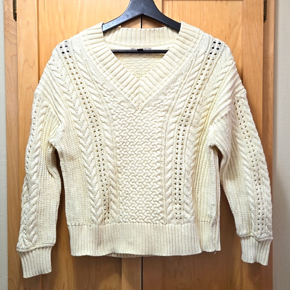 J Crew Cable Knit Ivory Cotton V Neck Sweater